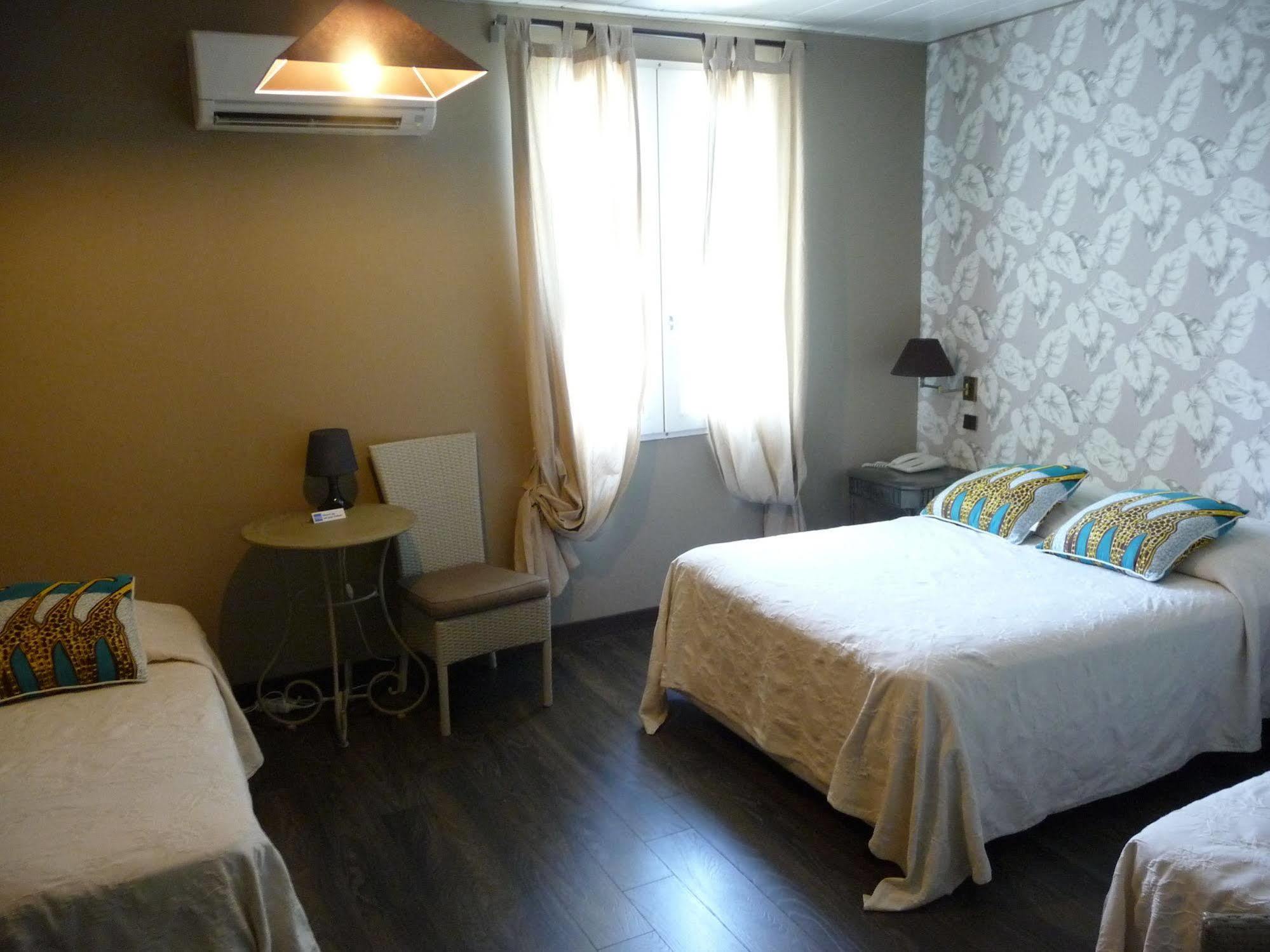 Ermitage Hotel Les Angles (Gard)