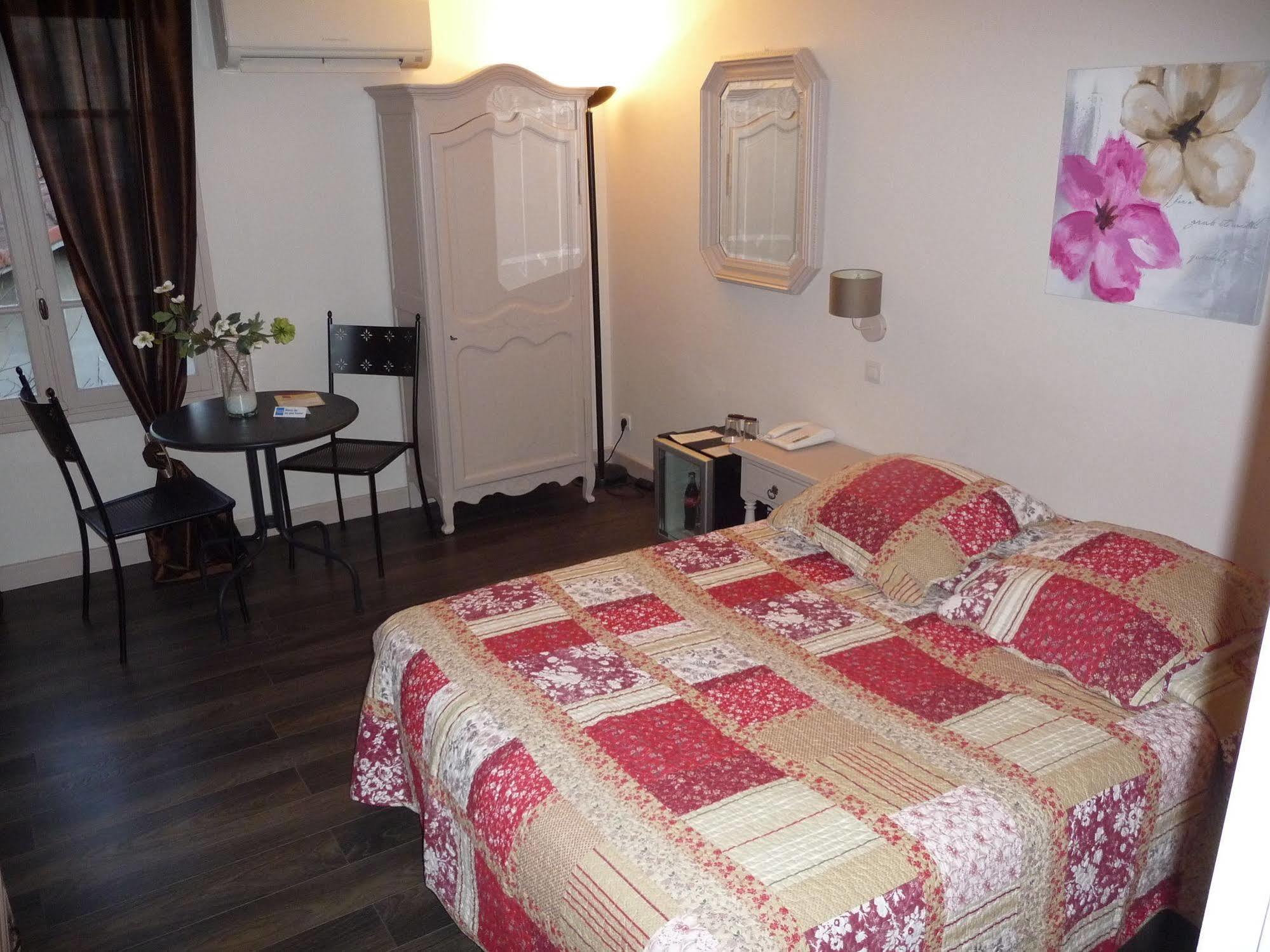 Ermitage Hotel 3*